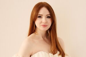 Karen Gillan se une al remake de Highlander  junto a Henry Cavill