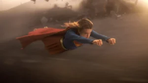 ‘Supergirl’ es una película de DC que nunca despega (Reseña)