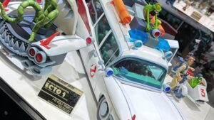 ‘The Real Ghostbusters’: Mondo revela el Ecto-1 más ambicioso de su colección