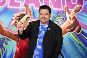 Muere Eric Bauza a los 46 años, voz de Bugs Bunny y el Pato Lucas en ‘Looney Tunes’